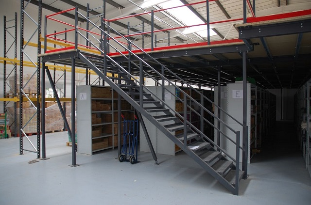 Sıla Makine,Sıla Çelik,Çelik Yapı Sistemleri, Asansör Çelikleri, Asma Kat & Ara Kat, Çelik Çatı, Depo & Hangar, Yapı Güçlendirme, Yükseltilmiş Döşeme, Projeye Özel Çelik İmalat, Baca Şapkaları, Cihaz Sehpaları, Merdivenler ve Platformlar, Çelik Merdivenler, Çelik Platform, Gemici Merdiven, Yangın Merdiveni, Yürüyüş Yolu & Kedi Yolu, Çelik İnşaat Korkulukları